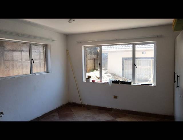 2 BEDROOM PROPERTY TO RENT IN BLUFF